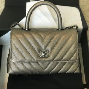 CHANEL New Small Coco Handle in gunmetal